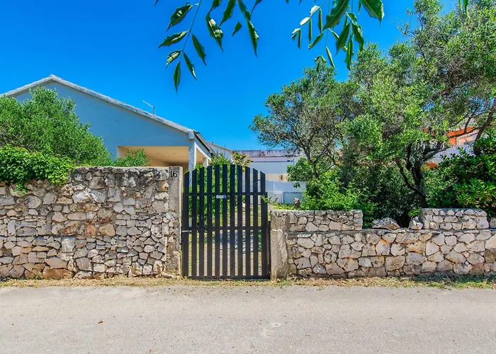 度假居 Korbar By Interhome 维尔