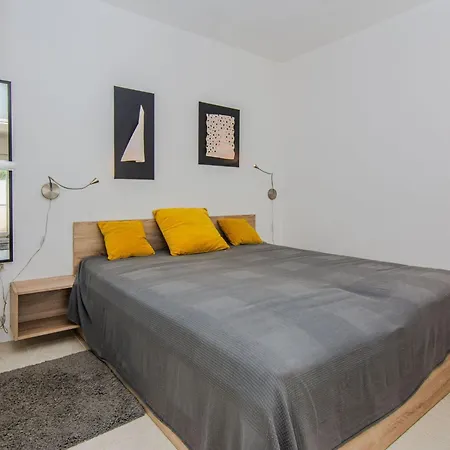 Korbar By Interhome Сasa de vacaciones Vir