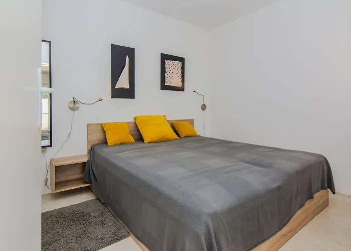 Korbar By Interhome Сasa de vacaciones Vir